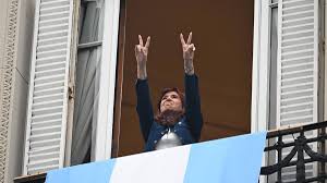 http://arbia.org.ar/imagenes/cfk_san-jose.jpeg