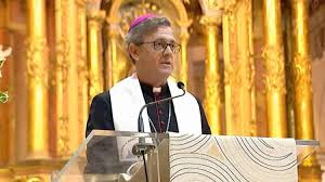 http://arbia.org.ar/imagenes/cuerva_tedeum.jpg