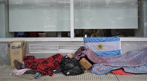 http://arbia.org.ar/imagenes/duerme_calle.jpeg