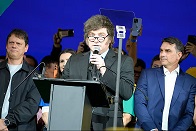 http://arbia.org.ar/imagenes/milei_brasil.jpg