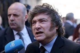 http://arbia.org.ar/imagenes/milei_madrid3.jpg