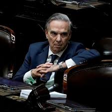 http://arbia.org.ar/imagenes/pichetto3.jpg